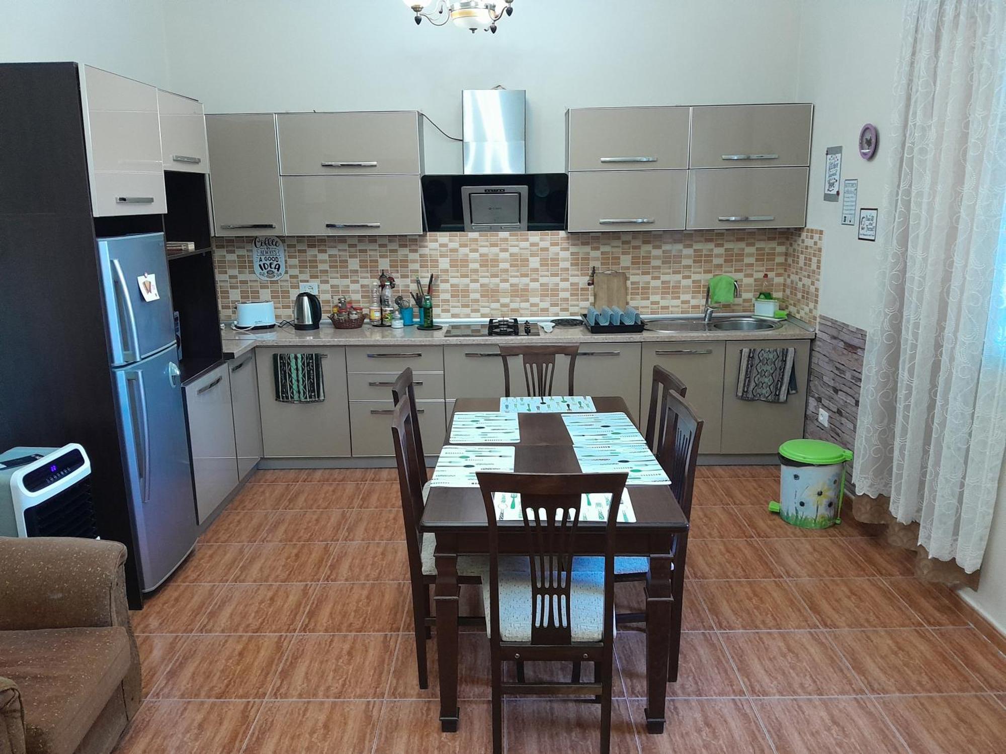Blissful Hostel Shkodër Esterno foto